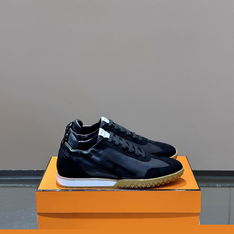 H**mes sneakers